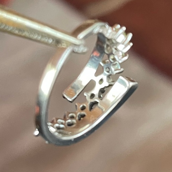 Prong Set Aquamarine and Peridot Signed 925 Bypass Ring - Picture 8 of 15